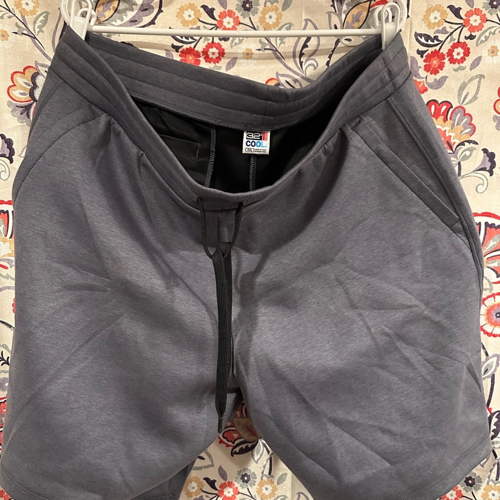 32 COOI short size XXL New